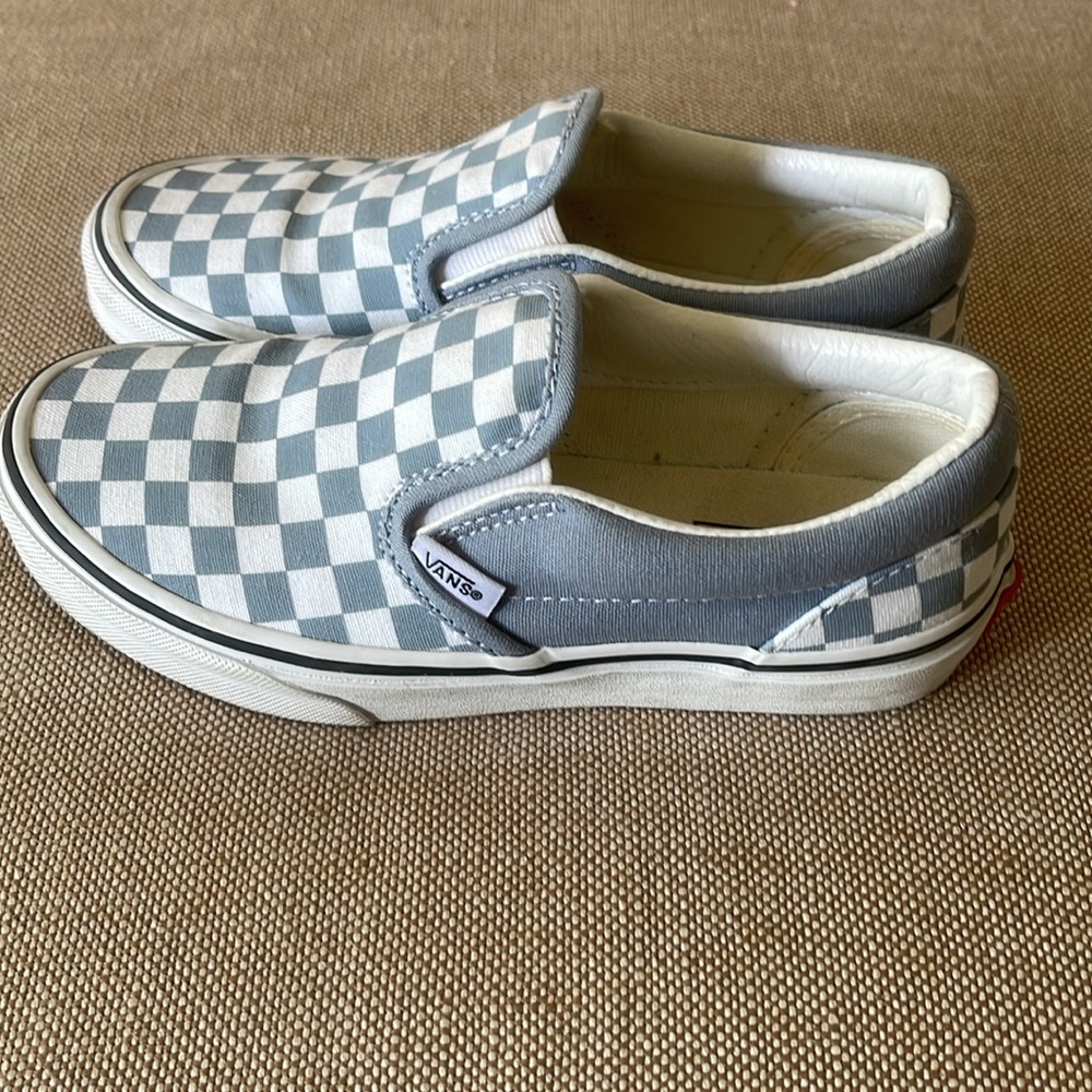 Vans Classic Gray Checkerboard Skip On Skateboard Sneakers- Size 2 - Picture 4 of 6